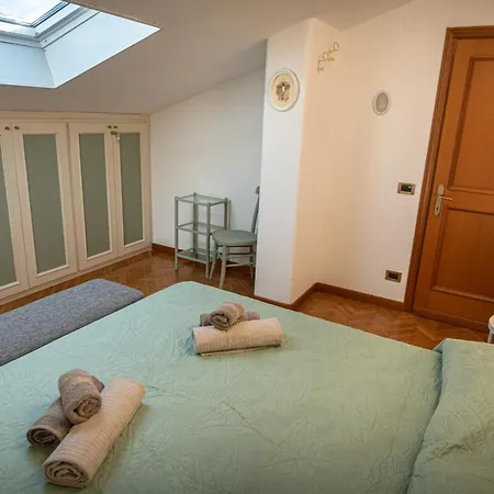Apartment La Mansarda Dell'ulivo